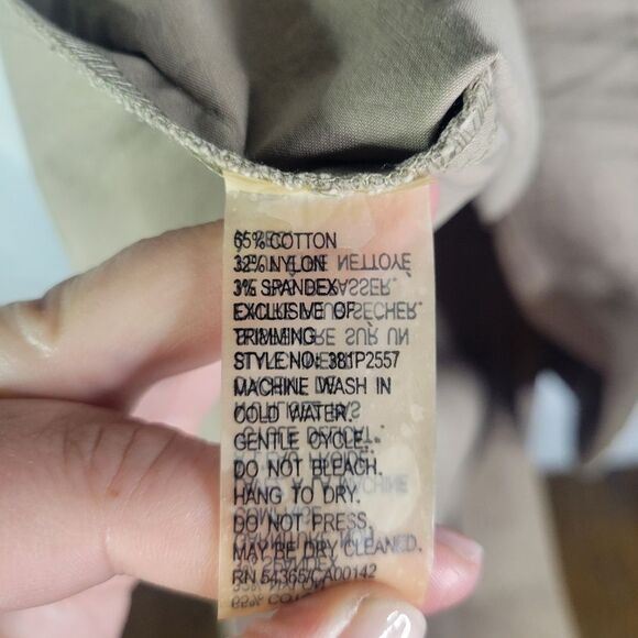 Peter Nygard Sleeveless Tan Button-Up Dress - Picture 10 of 15